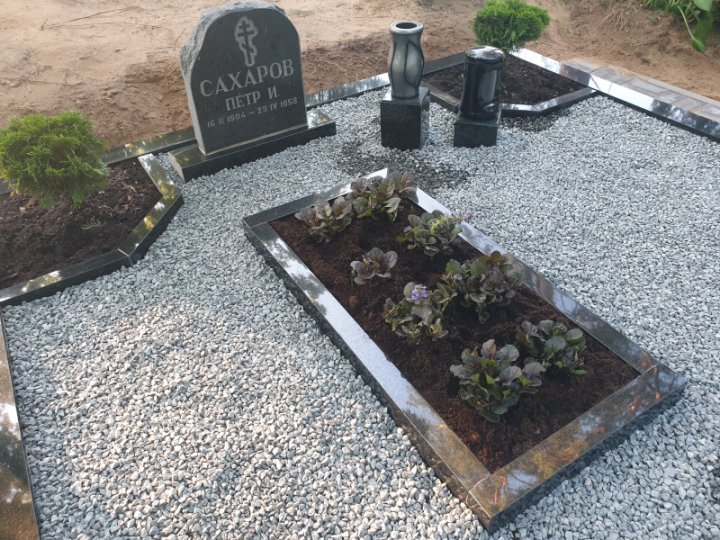 Elegant open-type gravestone made of granite