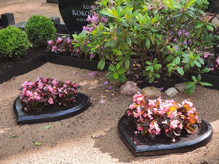 Special gravestone for an urn burial site
