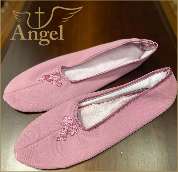 Clothing for the deceased — slippers