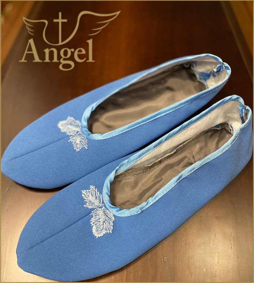 Clothing for the deceased — footwear