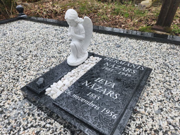 Unique gravestone for an urn burial place