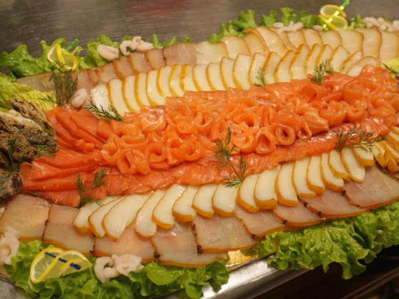 Выбор меню для прощального обеда