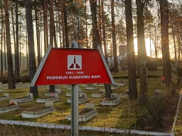 Padomju Karavīru Brāļu kapi — Daugavpils