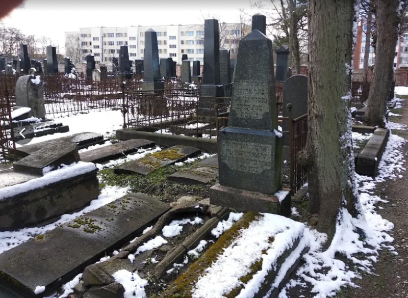 Liepājas Ebreju kapsēta 