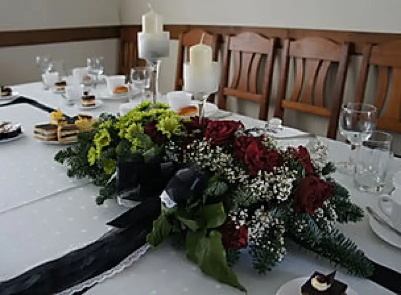 Bēru mielastu organizēšana - Zem spārna