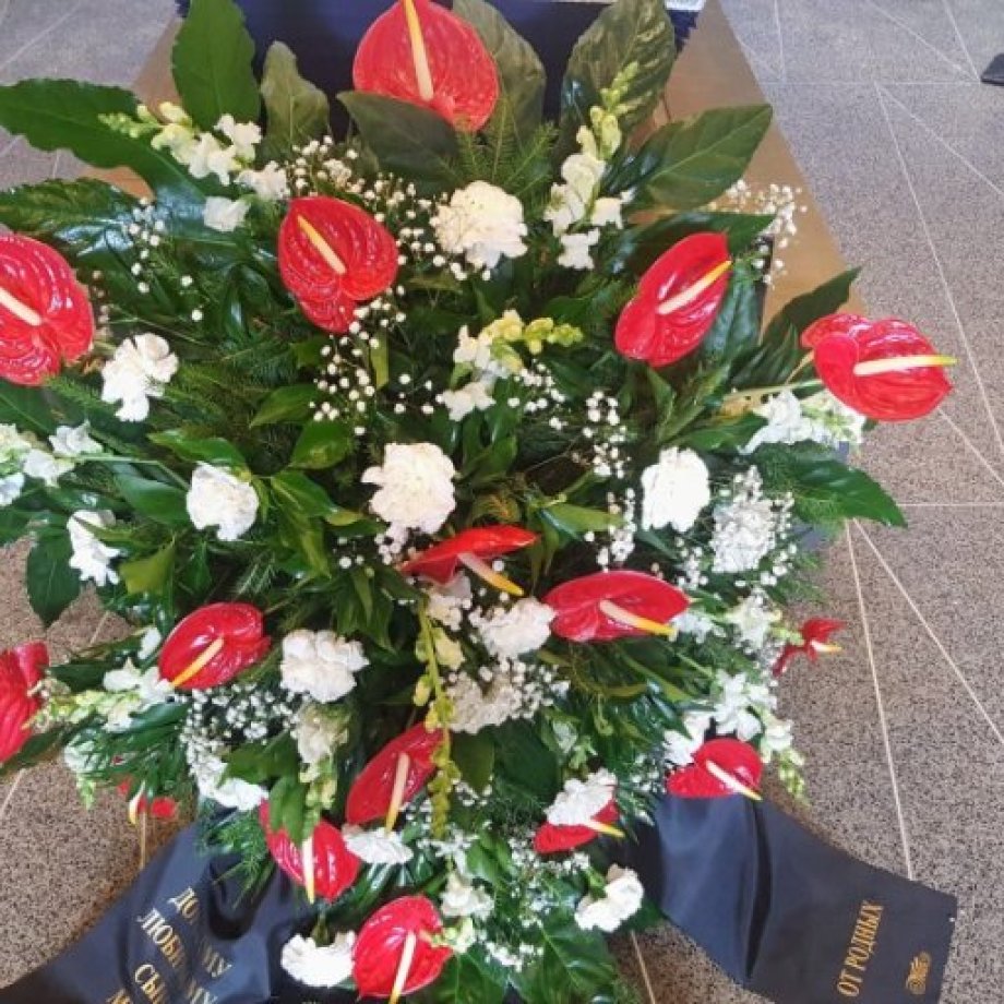 Венок на похороны
