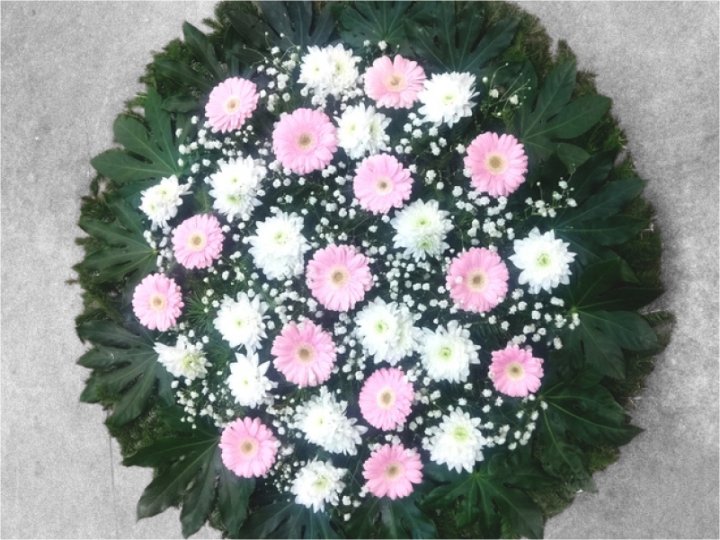 Funeral wreath with gerberas and chrysanthemums