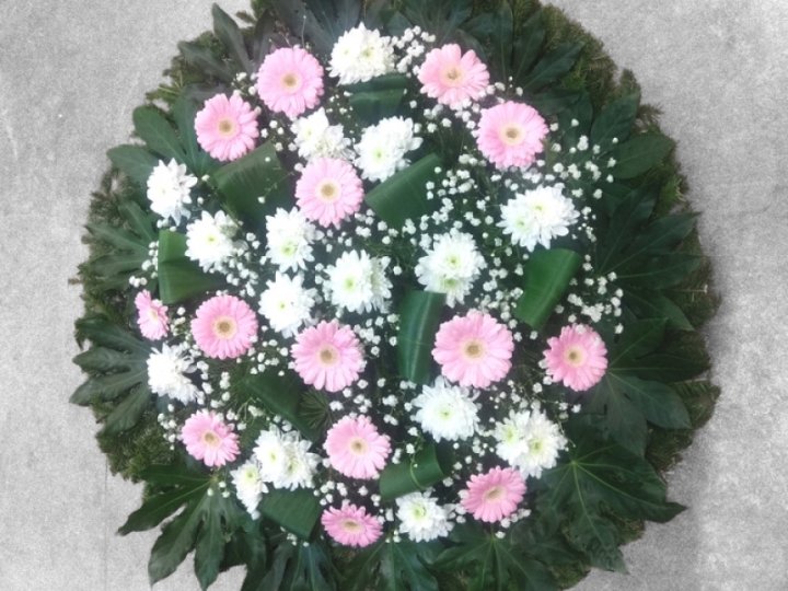 Floral wreath for the farewell ceremony