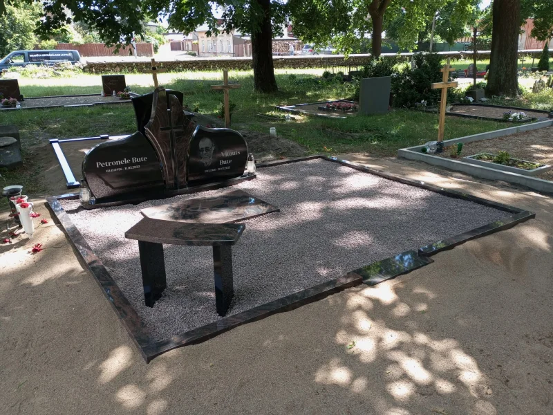 Kapu pieminekļu izgatavošana