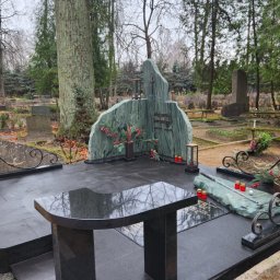 Preview image for  Grave monument made of melonite