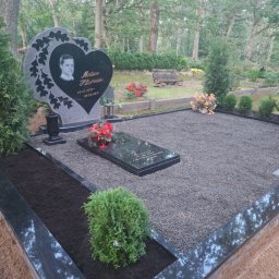 Preview image for  Heart-shaped gravestone made from high-quality Scandinavian granite