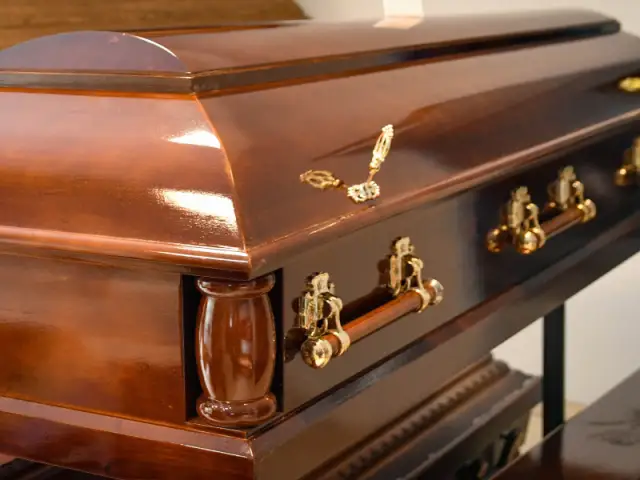 Funeral accessories and items