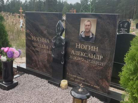 Granīta kapu piemineklis ar granīta sveci GP-15