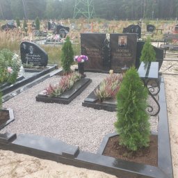 Preview image for  Symmetrical funerary monument