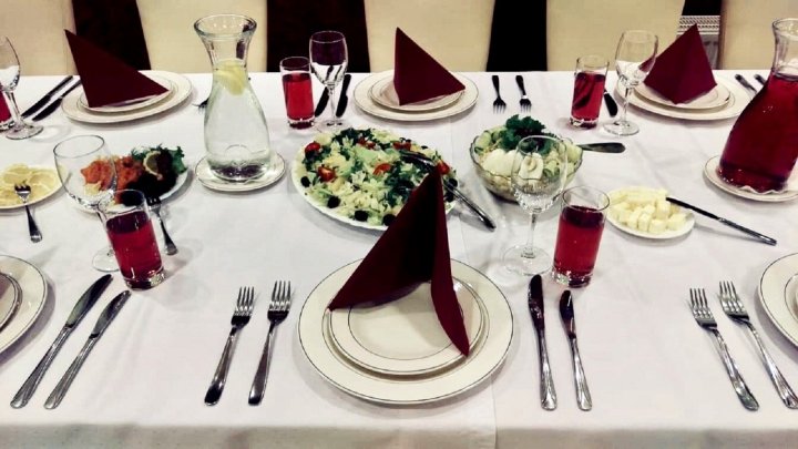 Funeral reception organization