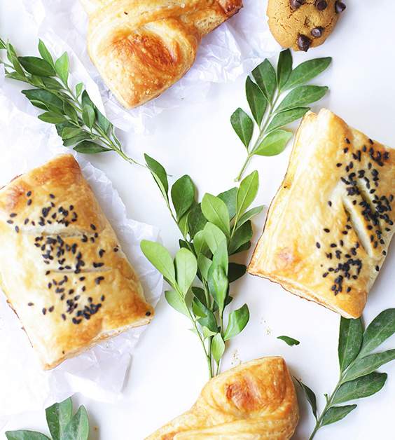 Pasūtījumu bēru mielastam ar piegādi