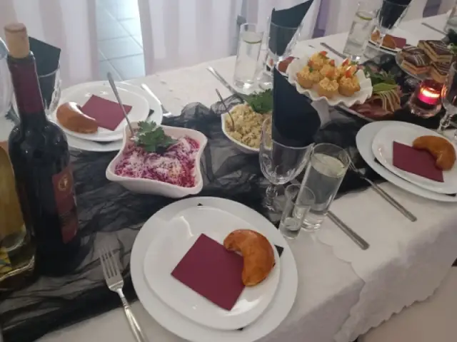 Organization of Off-site Funeral Repast