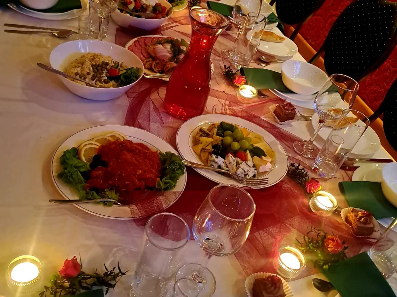 Organizing funeral receptions