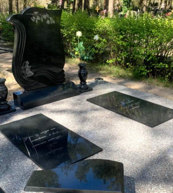 Granite Monument Manufacturing