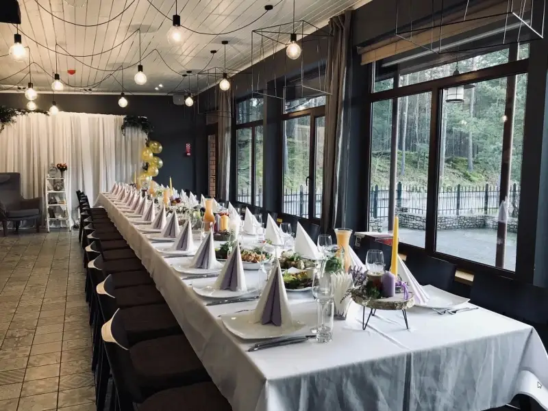 Restorāns Neptūns Ресторан "Neptūns" предлагает организацию поминальных обедов.