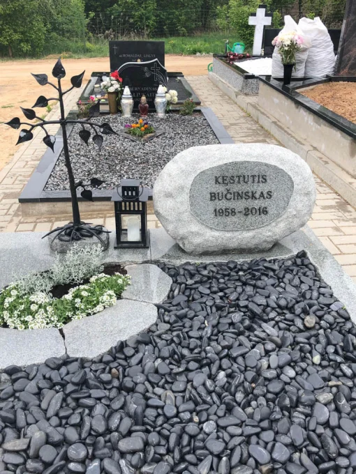 Korad - Похоронный Дом Ольгерта Силова Apbedīšanas pakalpojumi un kapu pieminekļu izgatavošana Jelgavā