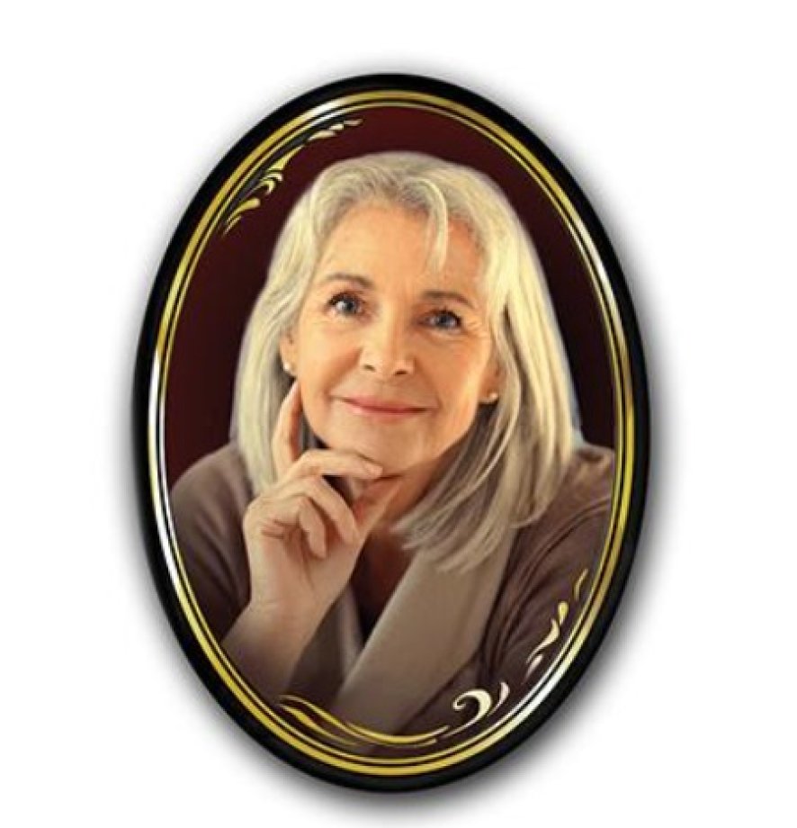 Portraits with Gilded Ornamentation Z-2