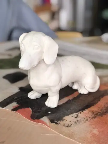 🐾 Piemiņas suņu skulptūras pēc līdzības – Jūlijas Terentjevas roku darbs