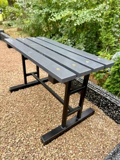 Kapu soliņš bez atzveltnes