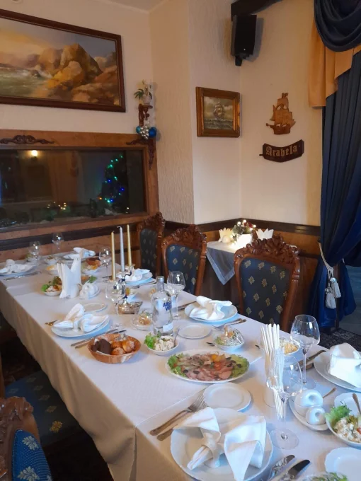 Поминальные обеды и мероприятия в Ильгюциемсе Ресторан Arabela – поминальные обеды и трапезы в Риге, Ильгюциемс